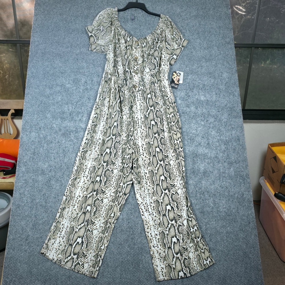 Blush Snake Print Off Shoulder Button Front Wide Leg Jumpsuit Women 2X‎ Size